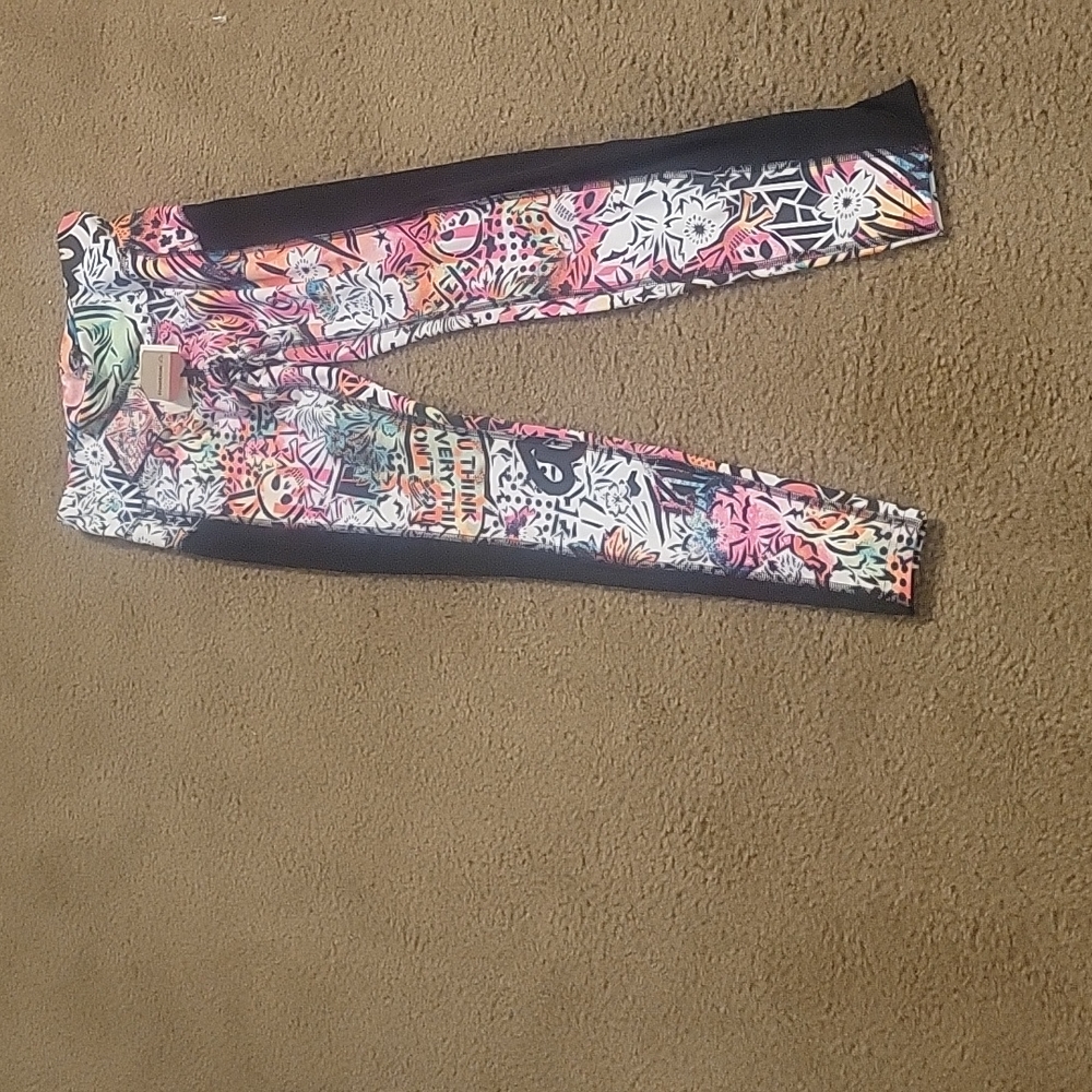 Reebok workout legging size small multi color